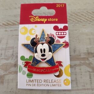Disney Store Christmas Trading Pin 2017 Store Limited Release